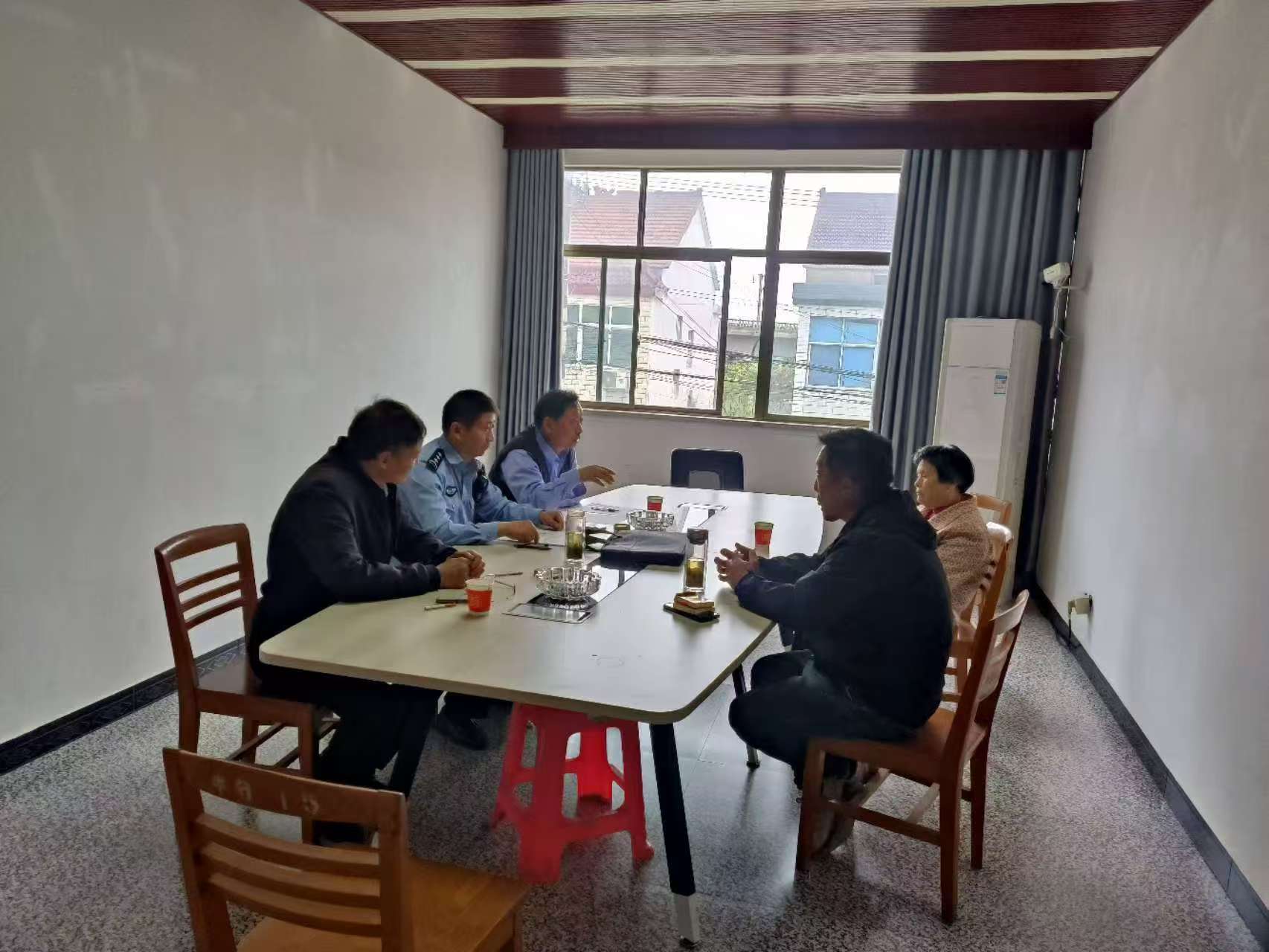 诚信魅力：化解邻里小纠纷 增进彼此大感情