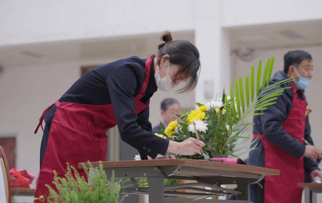 两部门：规范殡葬领域明码标价 一般不得使用“面议”“100元起”