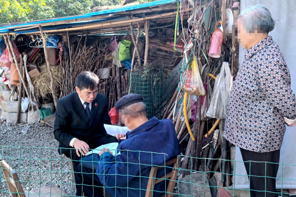 7156021.jpg 7156021.jpg